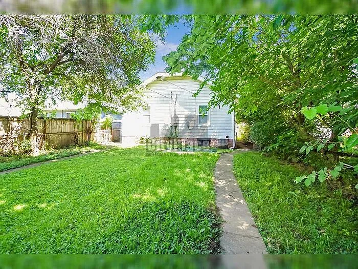 1 bed, 1.0 bath, 688 sqft, $875 — Photo 4