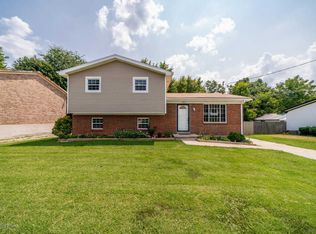 5800 Midnight Ln, Louisville, KY