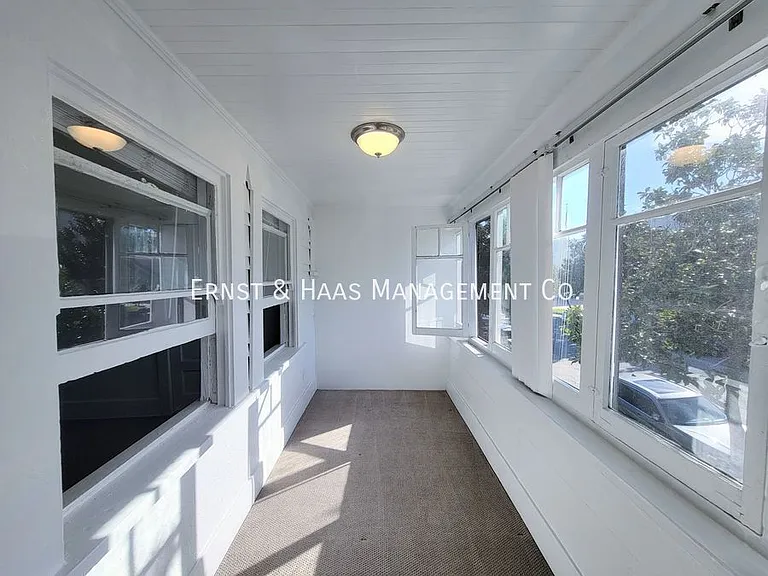 546 Lime Ave — Photo 17