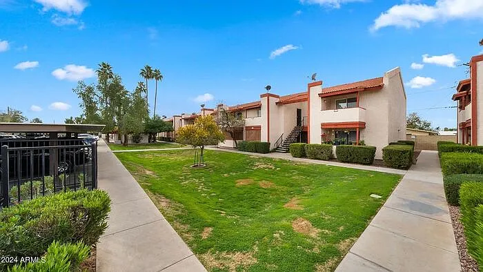 4211 E Palm Ln #202 — Photo 24