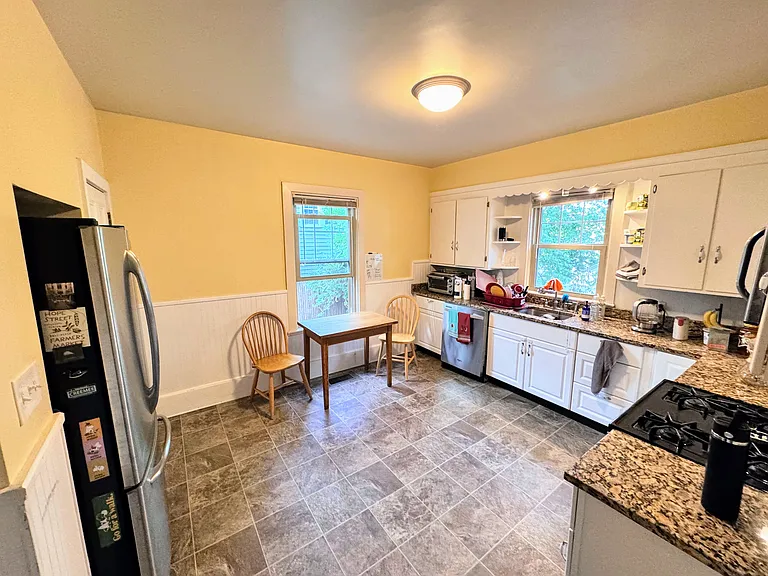 136 Larch St #2 — Photo 10