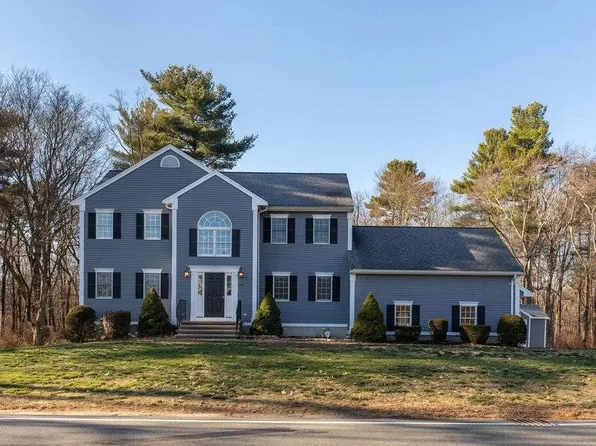 55 Adams St, Wilmington, MA 01887