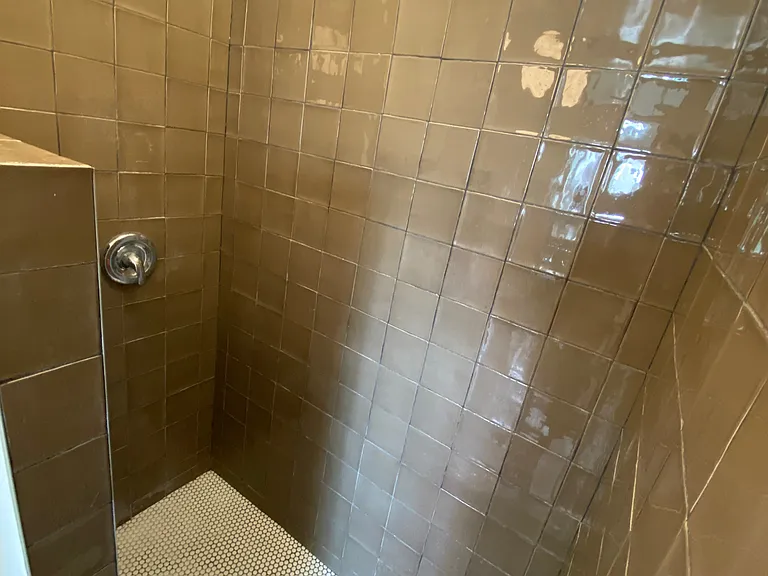 2216 N Indiana Ave — Photo 13