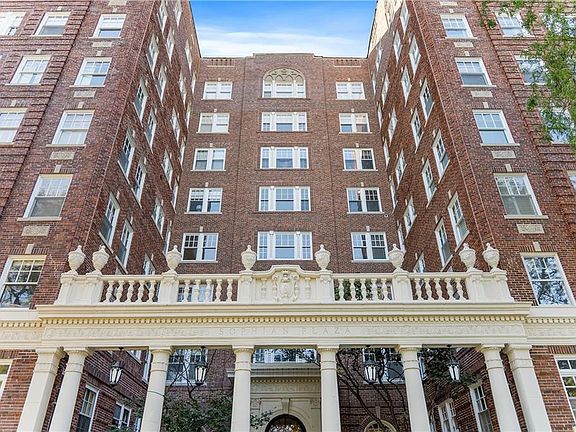 4th image of 4618 Warwick Blvd APT 5B