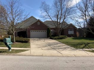 6035 Timber Bend Dr, Avon, IN 46123