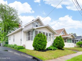 66 Roosevelt Ave, Schenectady, NY 12304