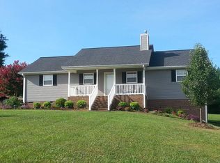 270 Silver Ridge Dr, Lexington, NC 27292