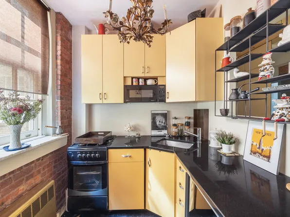 508 East 78th Street image 10 of 13