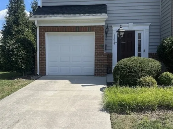 11617 Vicars Ridge Ln, Glen Allen, VA 23059