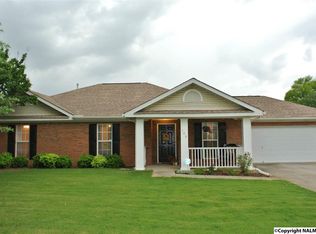 106 Champions Green Ln, Madison, AL 35758