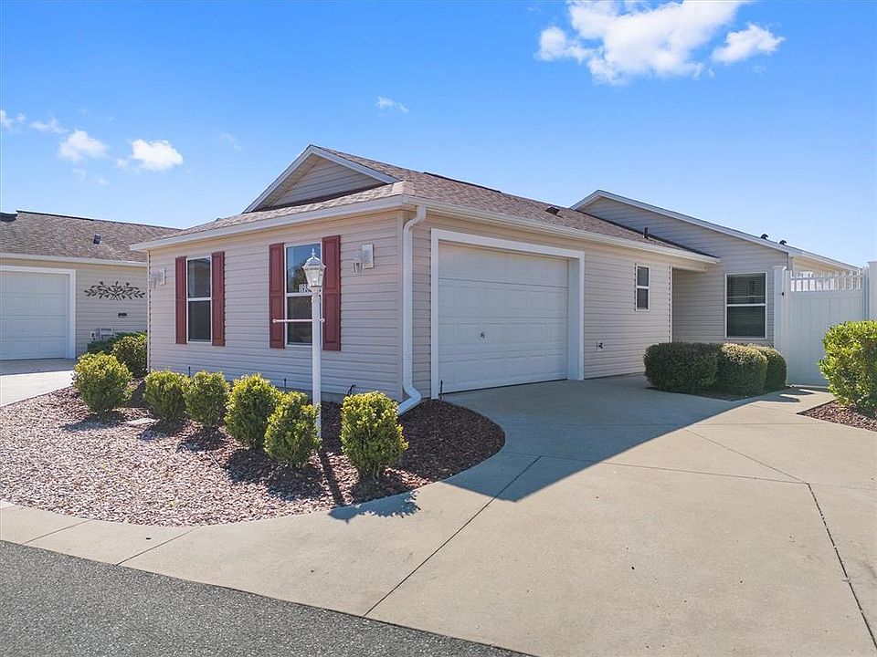 1st image of 1936 Fiddlewood Pl
