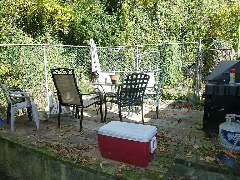 4427 Silverwood St — Photo 11