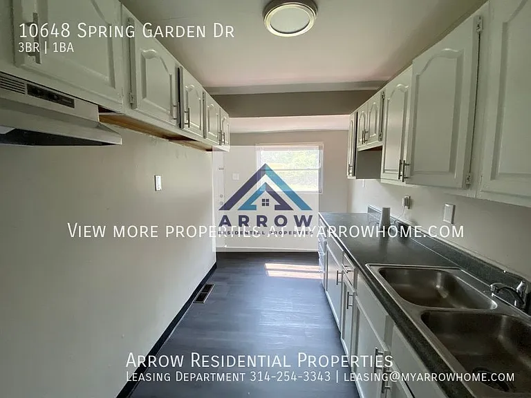 10648 Spring Garden Dr — Photo 14