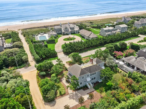 102 Marine Blvd, Amagansett, NY 11930