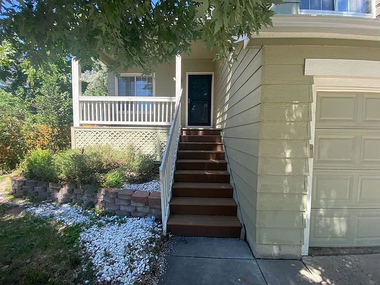 8665 Cloverleaf Cir — Photo 4