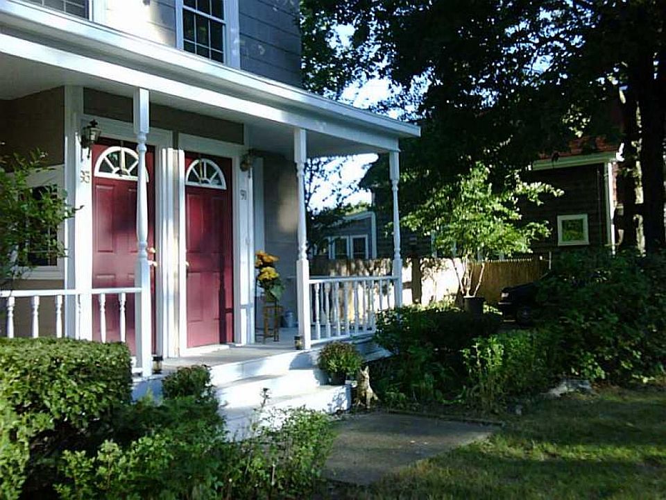 1st image of 91 Pavilion Ave