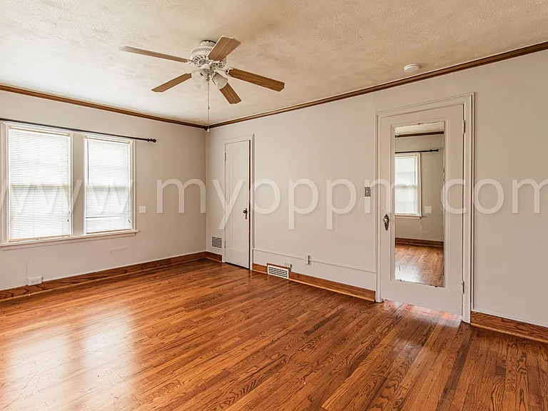 513 N 41st Ave — Photo 9