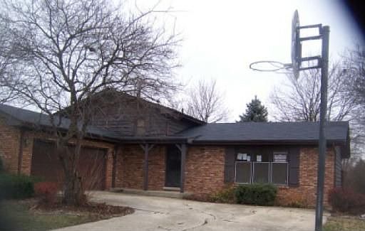 1st image of 1527 Guildford Dr