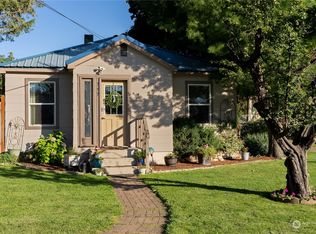 717 S Tonasket Ave, Tonasket, WA 98855