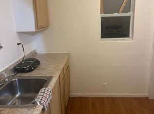 815 Bloor Ave, Flint, MI 48507