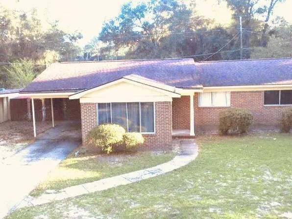 2208 Tompkins Ave, Albany, GA 31705