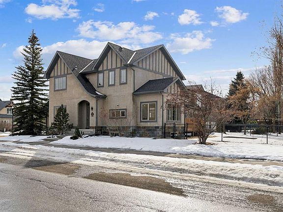 2nd image of 1 Discovery Ridge Line SW