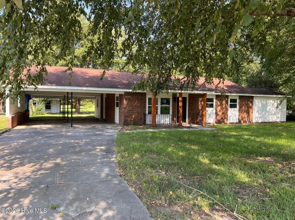 11701 Johns Rd, Laurinburg, NC 28352
