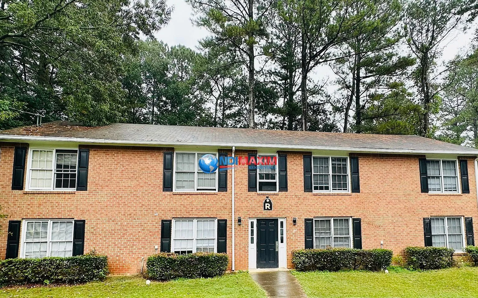 2 bed, 986 sqft, $1,345 — Photo 1