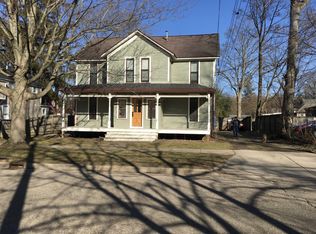 1013 Oak St, Kalamazoo, MI