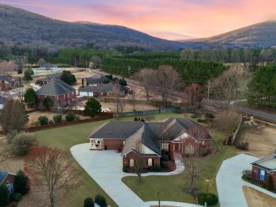 3000 Heritage Oak Ct SE, Owens Cross Roads, AL, 35763