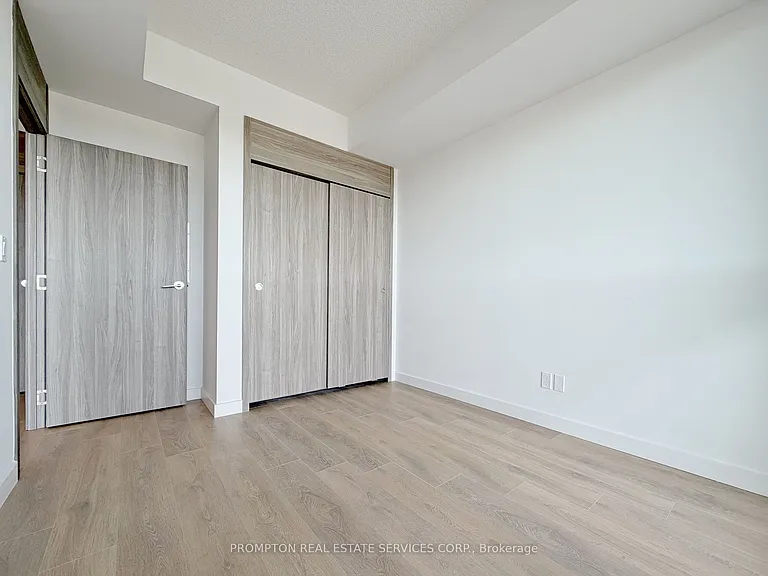 68 Esther Shiner Blvd #909 — Photo 10
