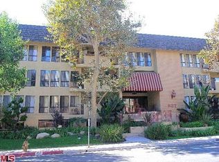 837 N West Knoll Dr APT 105, West Hollywood, CA 90069