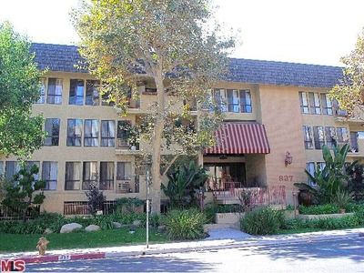 837 N West Knoll Dr APT 105, West Hollywood, CA, 90069