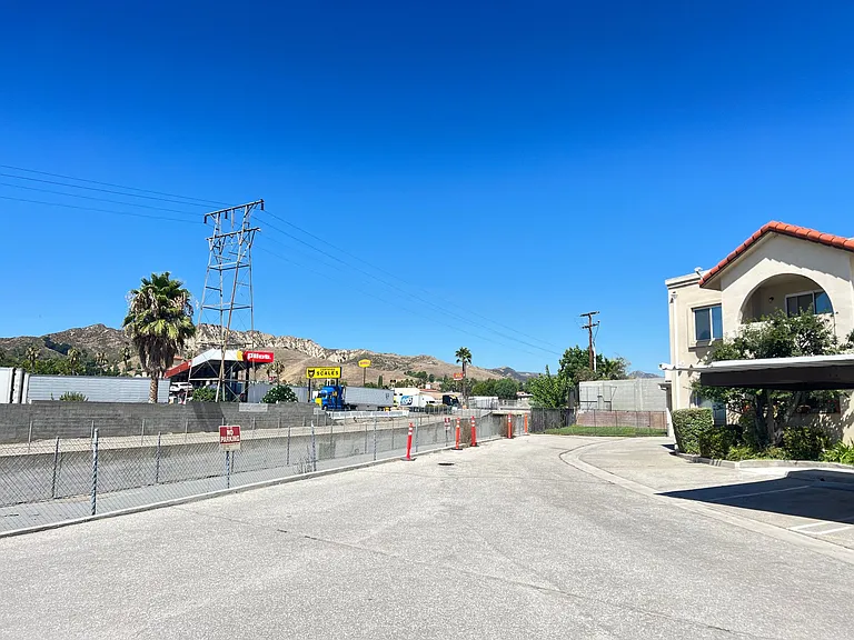 31657 Ridge Route Road — Photo 3