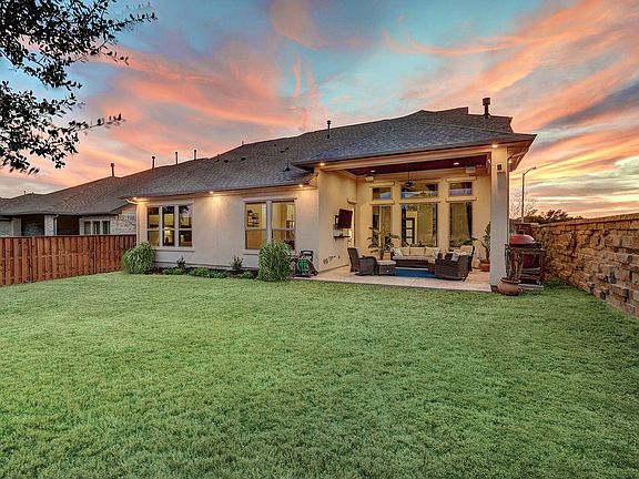 4th image of 2408 Nates Pl