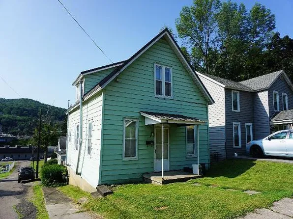 286 Jackson Ave, Bradford, PA 16701