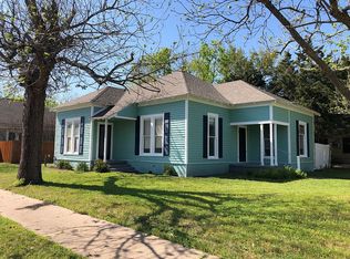 703 Vance St, Taylor, TX 76574