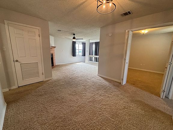 5th image of 12 Meadow Creek Dr