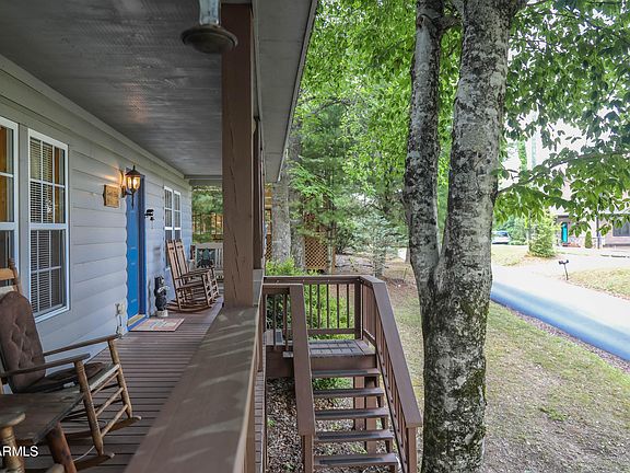 3rd image of 3390 Robeson Rd