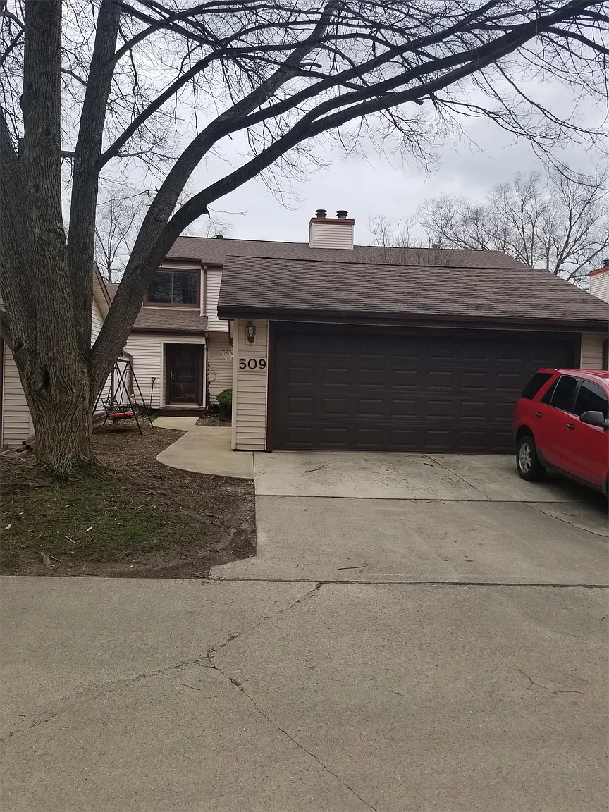 509 Spring Cir photo 1