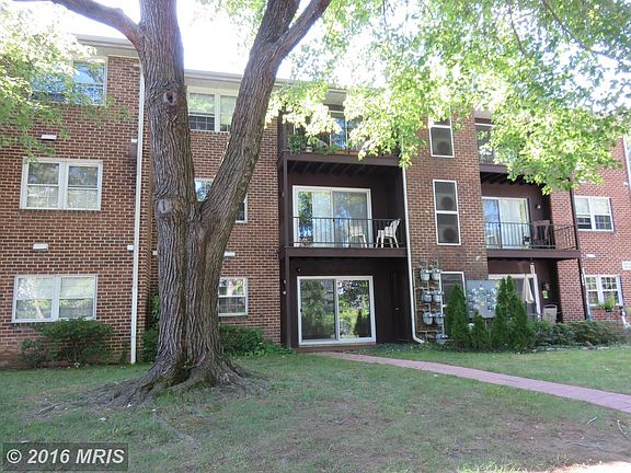 2nd image of 234 Crocker Dr Unit B