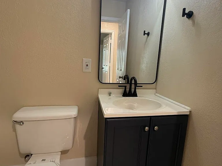5837 Berryhill Rd — Photo 15