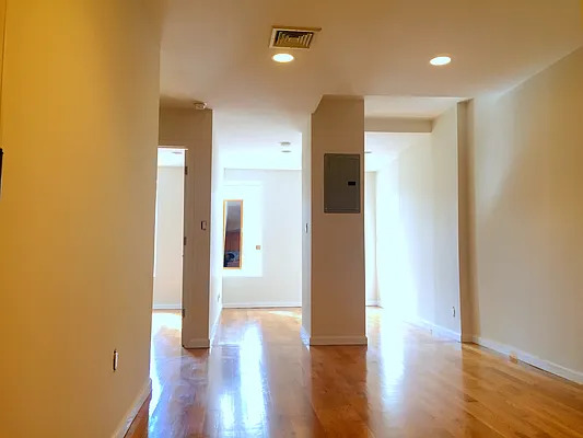 Rented by Uptown Flats LLC | media 5