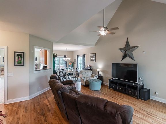 5th image of 1273 Lauderdale Ln