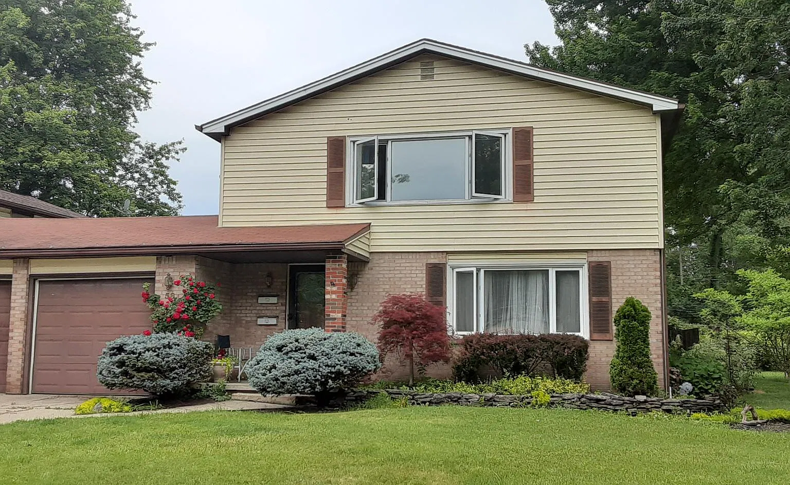 58 Acacia Dr — Photo 1