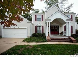 1312 Red Oak Plantation Dr, Ballwin, MO 63021