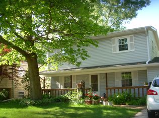 2804 Wall Ave, Waukegan, IL 60087