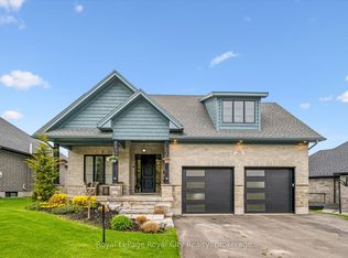 50 Faith Dr, Mapleton, ON N0G1P0