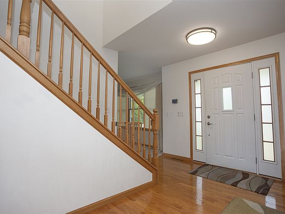 3rd image of 1815 Grandchester Pl