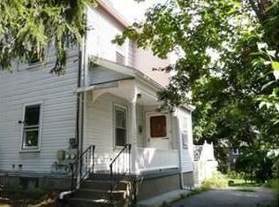 8-10 Middle St, Newton, MA 02458